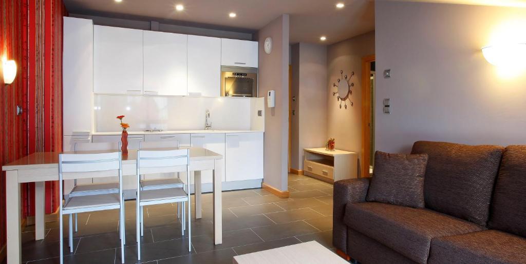 Apartamentos Spa Cueto Cangas de Onis Bilik gambar