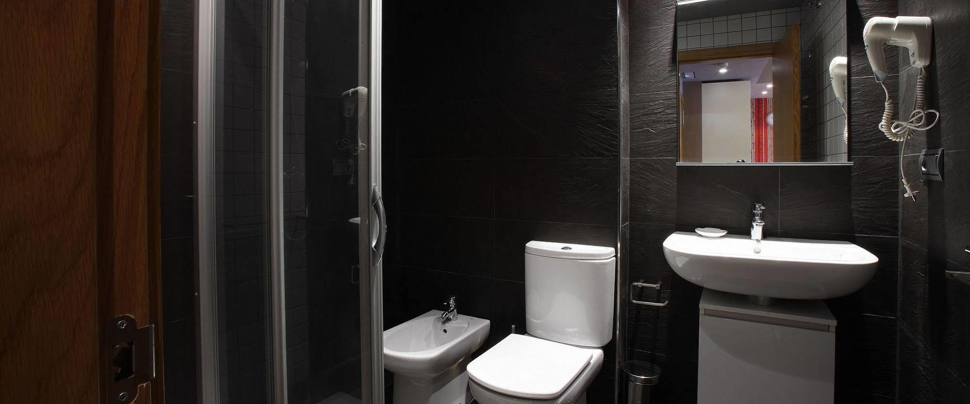 Apartamentos Spa Cueto Cangas de Onis Luaran gambar